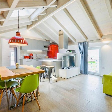 Casa Tosca - Holiday Home Torbole Sul Garda Bagian luar foto