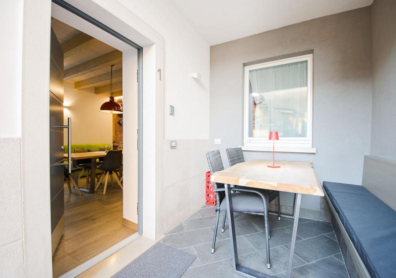 Casa Tosca - Holiday Home Torbole Sul Garda Bagian luar foto